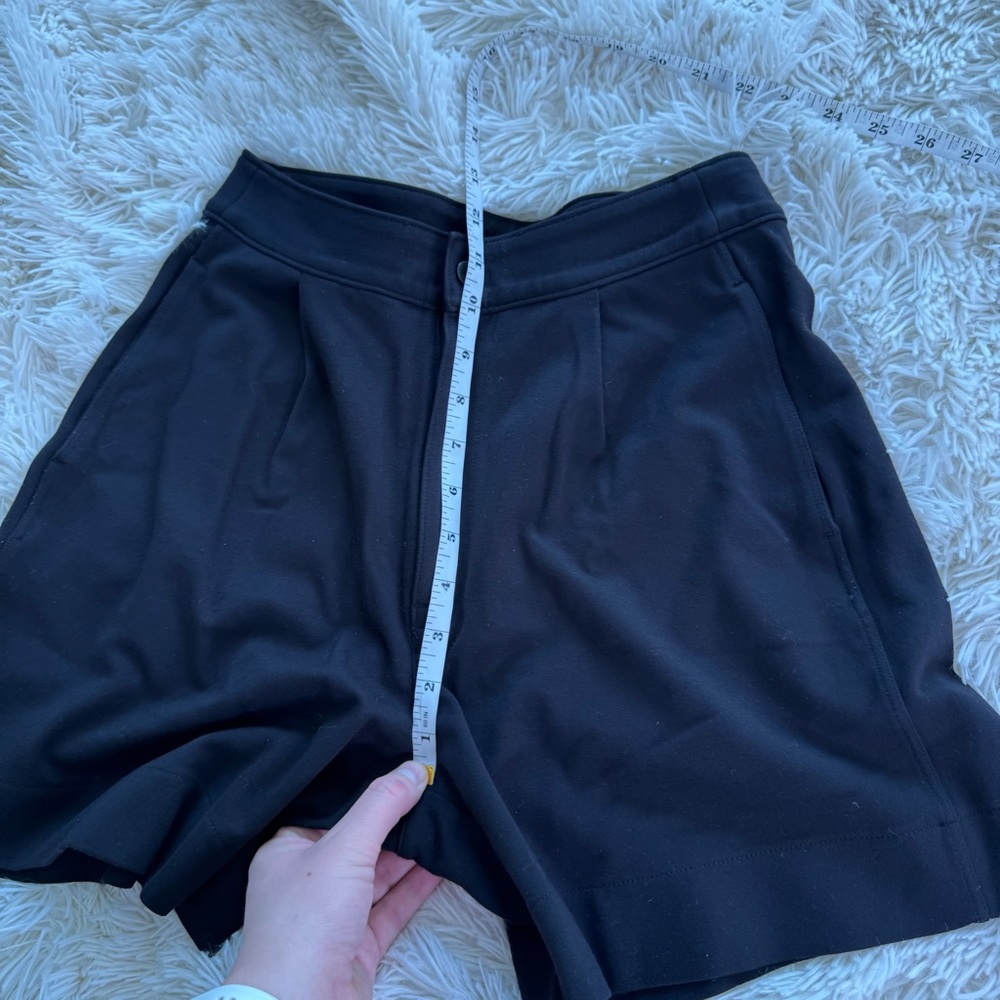 Madewell 2024 Black Pleated Short Ponte Size Small - Picture 13 of 14